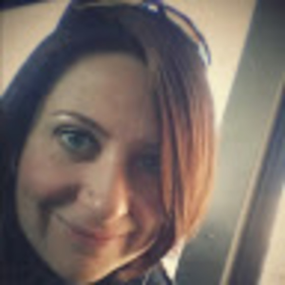 Meet your Posher, Shannon - Picture 1 of 1